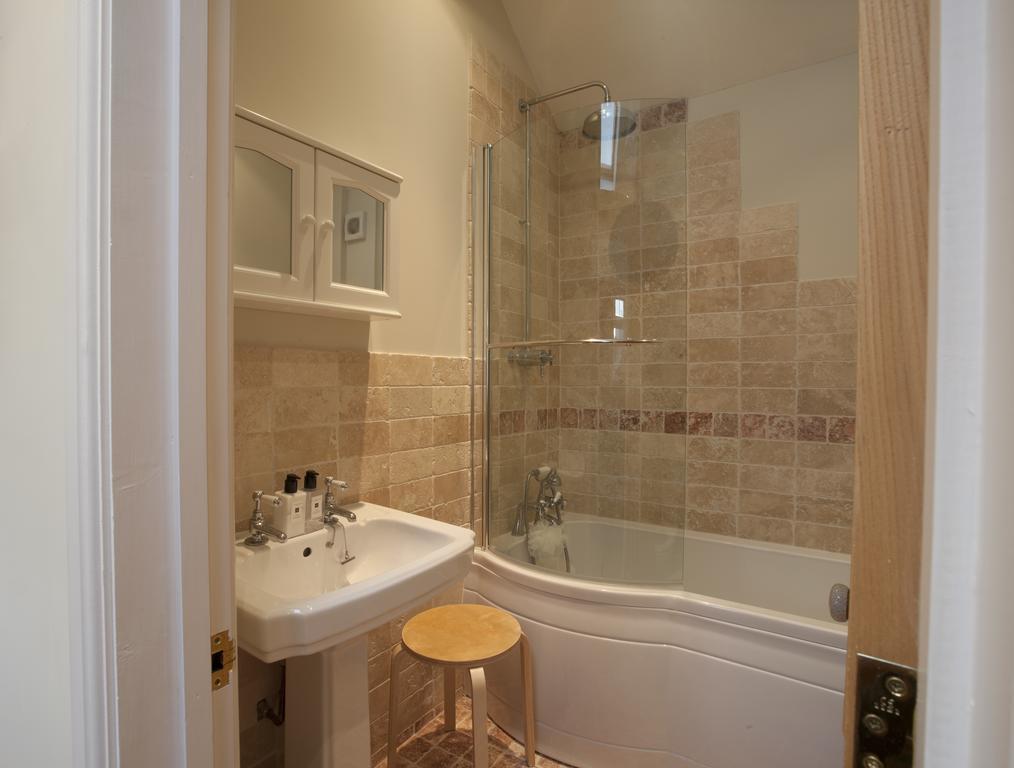 Centre Village 2 Bedroom Cottage - The Byre Pewsey Екстер'єр фото